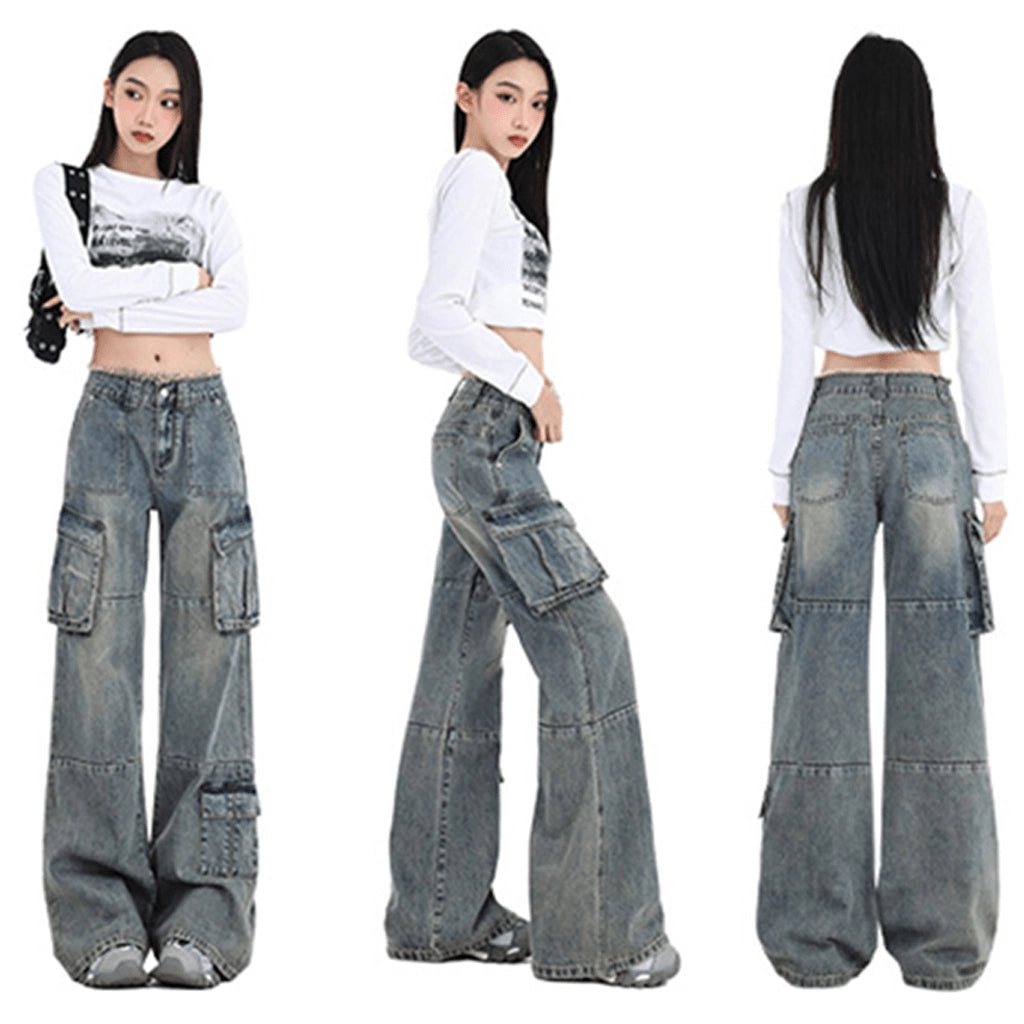 Wide Leg Cargo Jeans