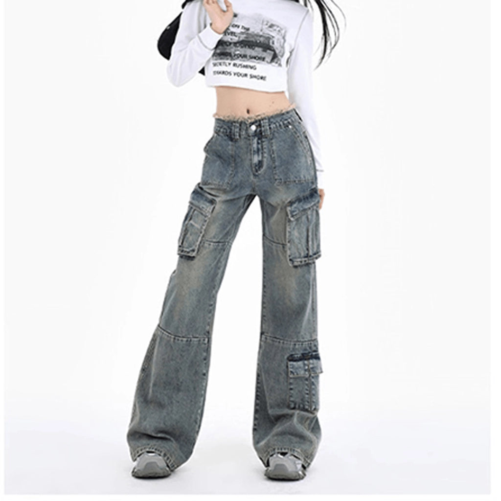 Wide Leg Cargo Jeans